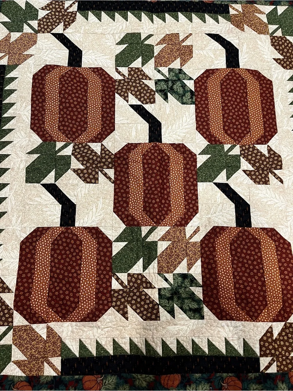Thimbleberries designer Lynette Jensen finished thimbleberries